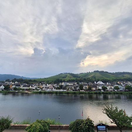 Mosel View Old Town Apartments Zell Exterior foto
